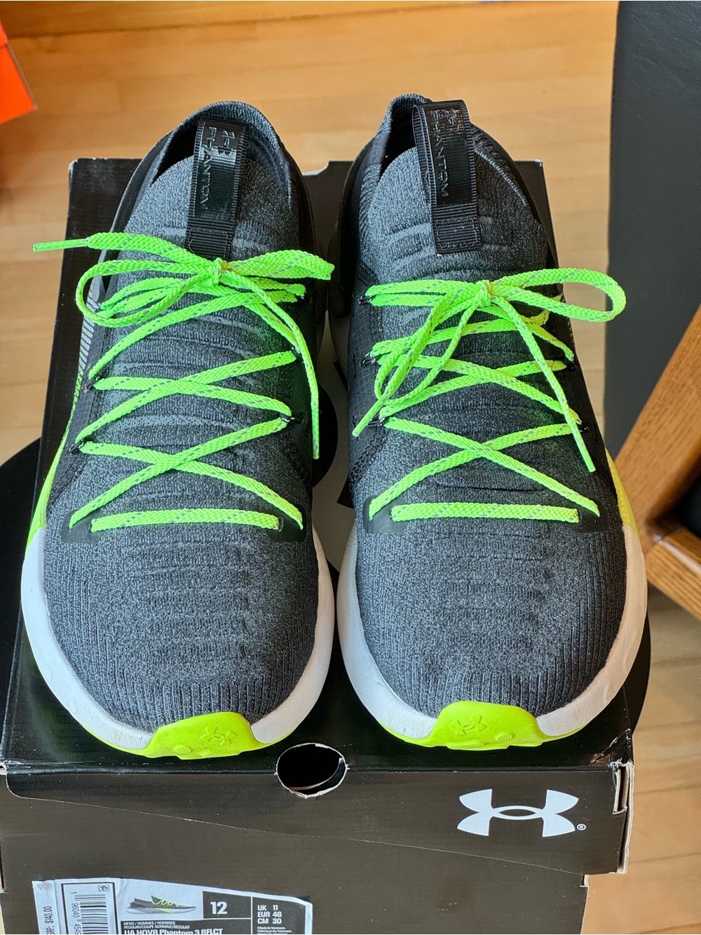 Under Armour UV HOVR Phantom 3